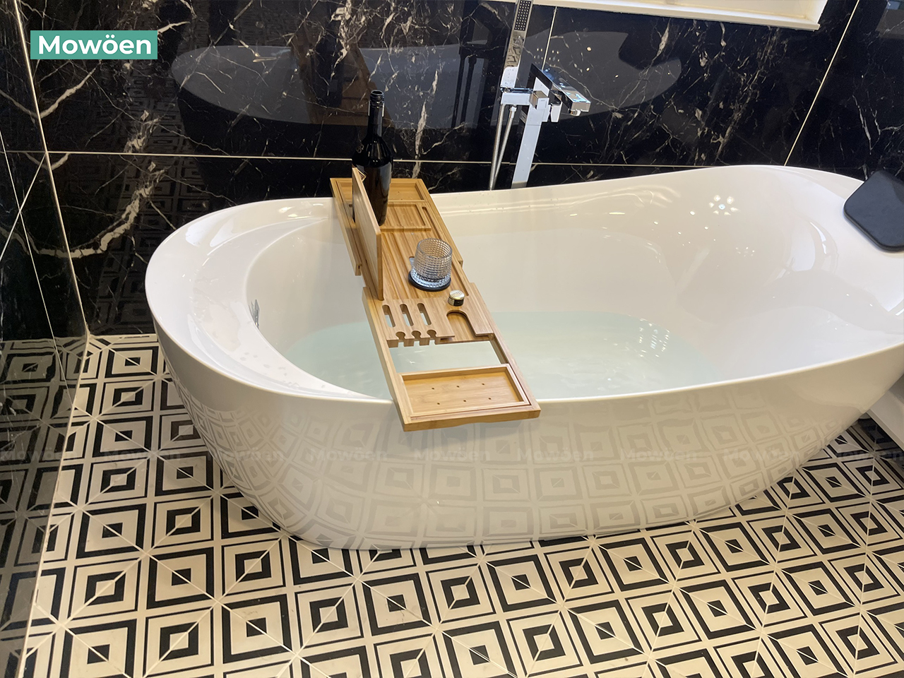 Bồn tắm Mowoen tại khu dân cư Thạch Mỹ Lợi quận 2