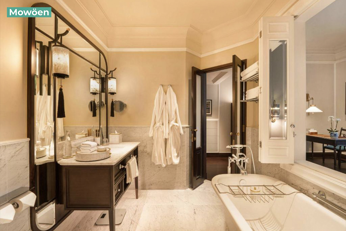 Bồn tắm tân cổ điển Mowoen tại khách sạn Sofitel Legend Metropole Hà Nội Bồn tắm tân cổ điển Mowoen tại khách sạn Sofitel Legend Metropole Hà Nội