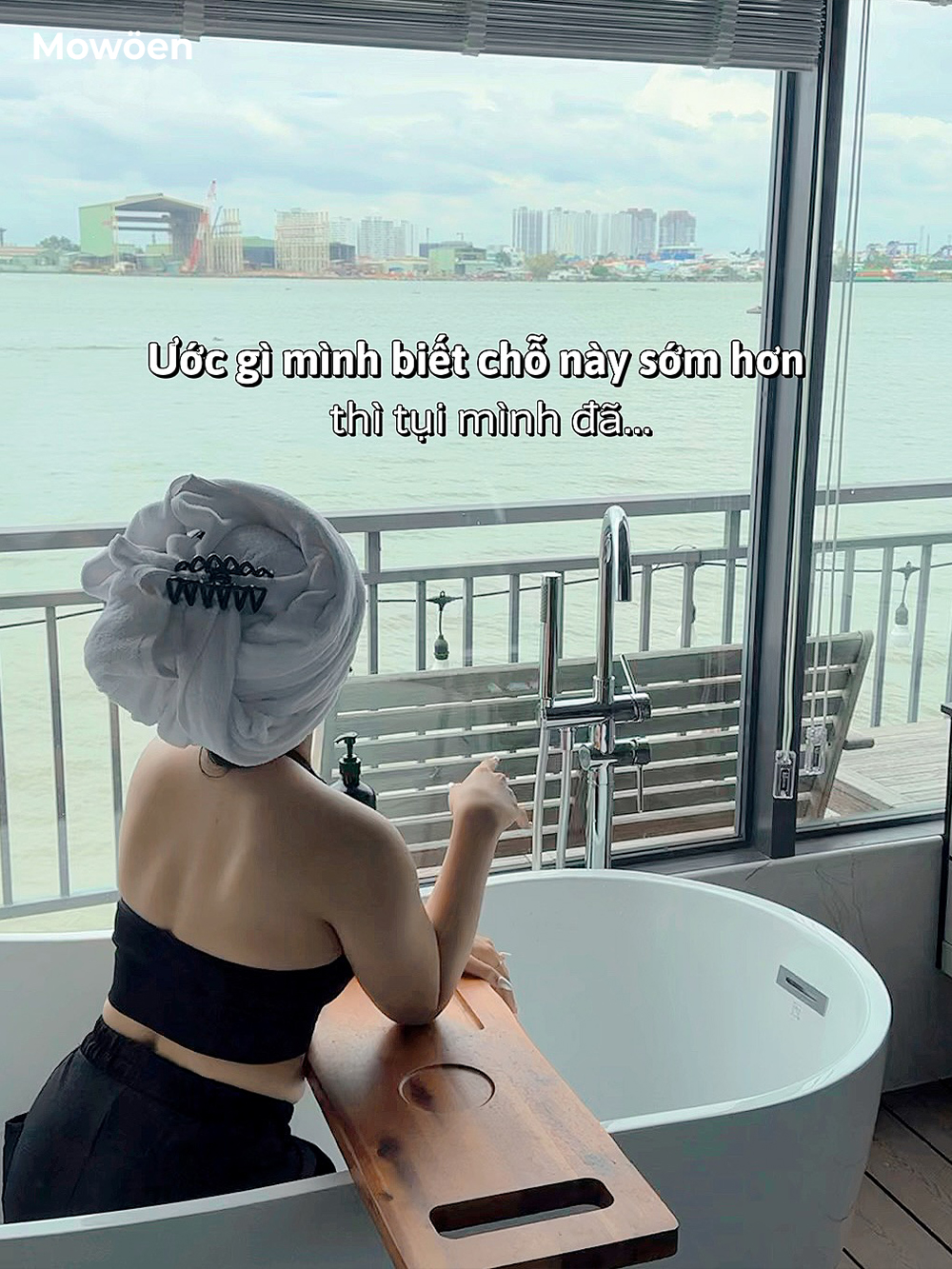 Bồn tắm Mowoen tại Coco Garden Cát Lái