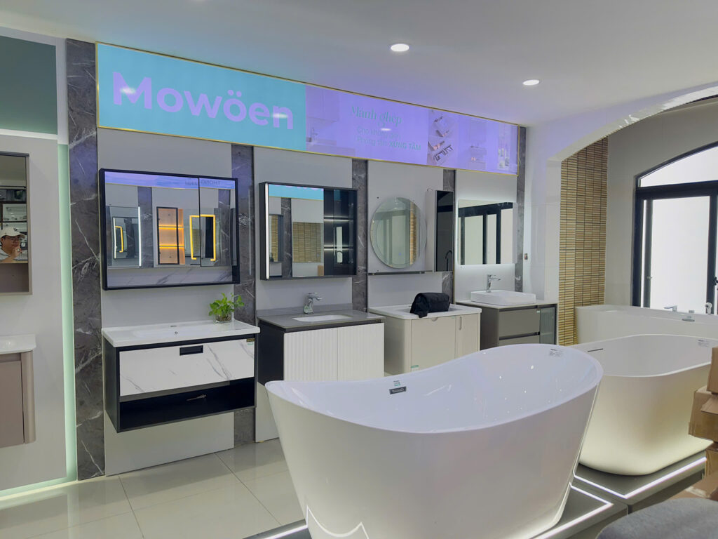 Showroom trưng bày tủ lavabo bồn tắm Mowoen nhập khẩu